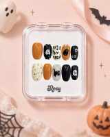 Trick or Chic